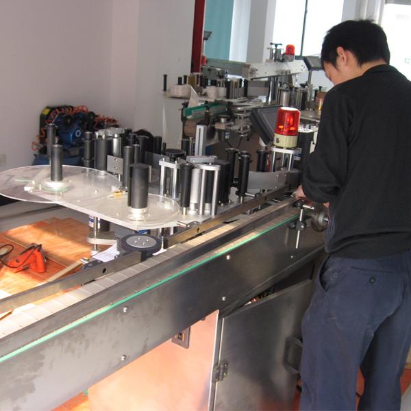 Siemensi PLC veepudelite pudeliseparaatoriga automaatne märgistusseade