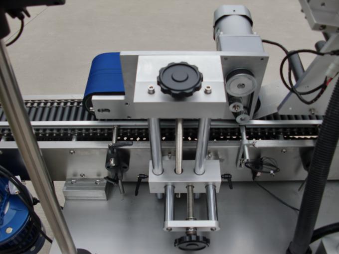 Kiire täisautomaatne viaali märgistamise masin väikese pudeli isekleepuva kleebise jaoks