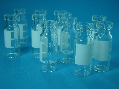 Siirupi isekleepuva ümmarguse pudeli kleebise märgistamise masin 2000 X 1100 X 1300 Mm