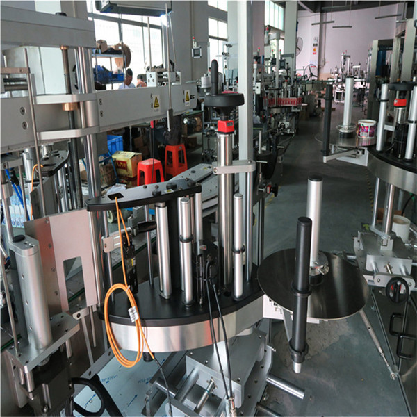 Plastist / klaaspudelist kahepoolse sildistamise masin, ruudukujuline pudeli sildistaja