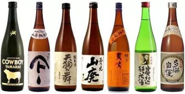 Automaatne isekleepuva märgistamise masina kleebis kolm silti 250BS / min Tootmise kiirus