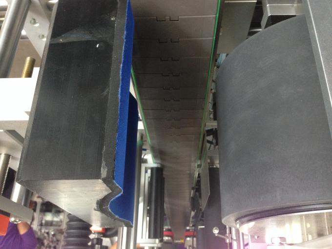 Plastist / klaasist ümmarguse pudeli automaatne kleebise sildi aplikaator