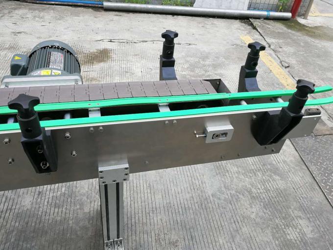 Automaatne kleebise sildi aplikaatori ruutpudeli sildistamise masin kahepoolsetel / ühel küljel